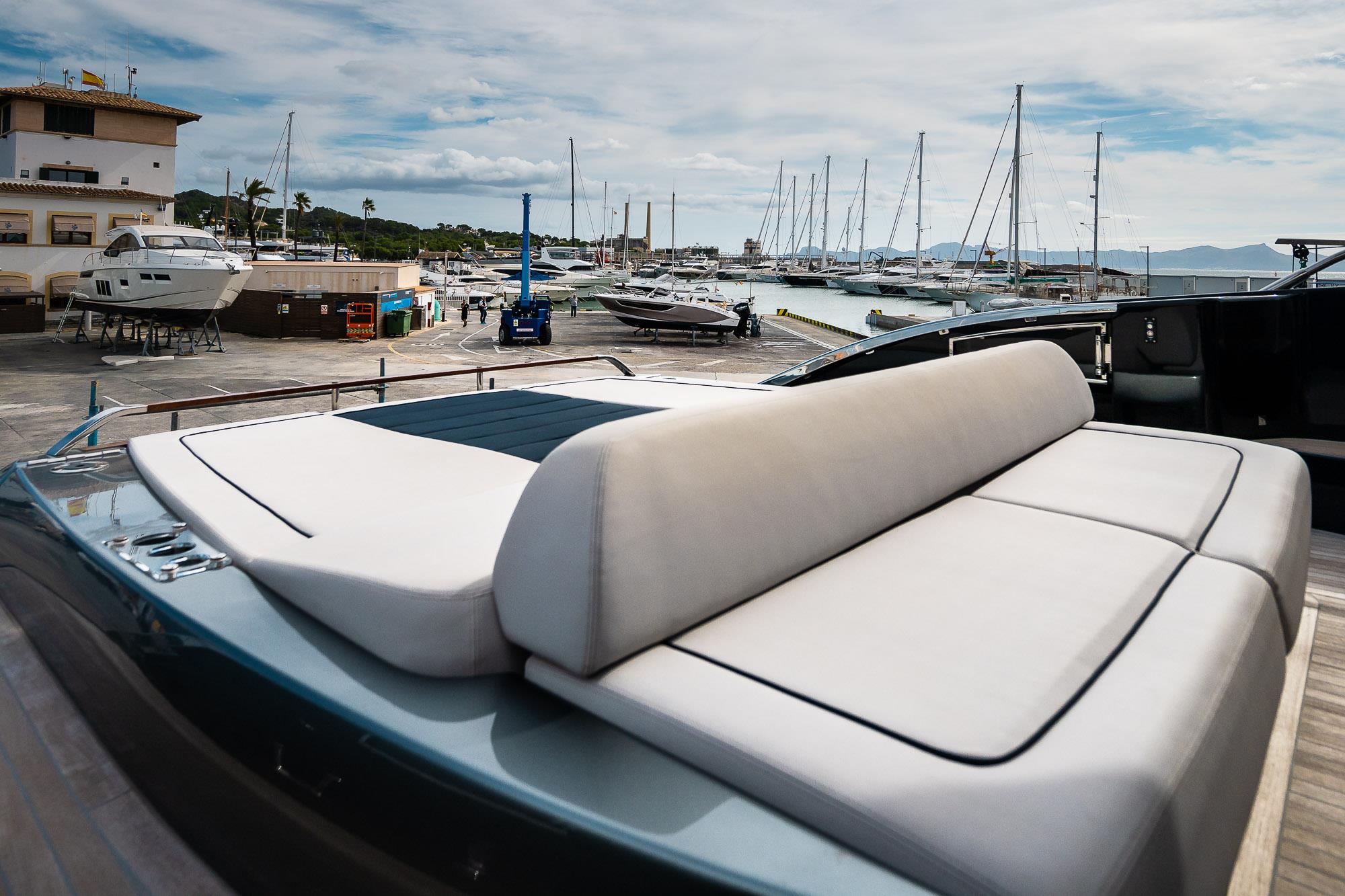 2019 RIVA 66' RIBELLE 